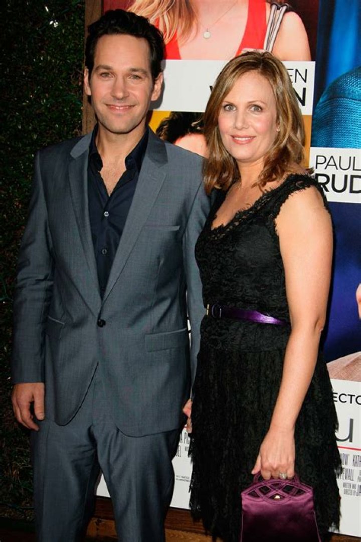 Julie Yaeger: Age, Birthday & Facts About Paul Rudd's Wife | Discover Now